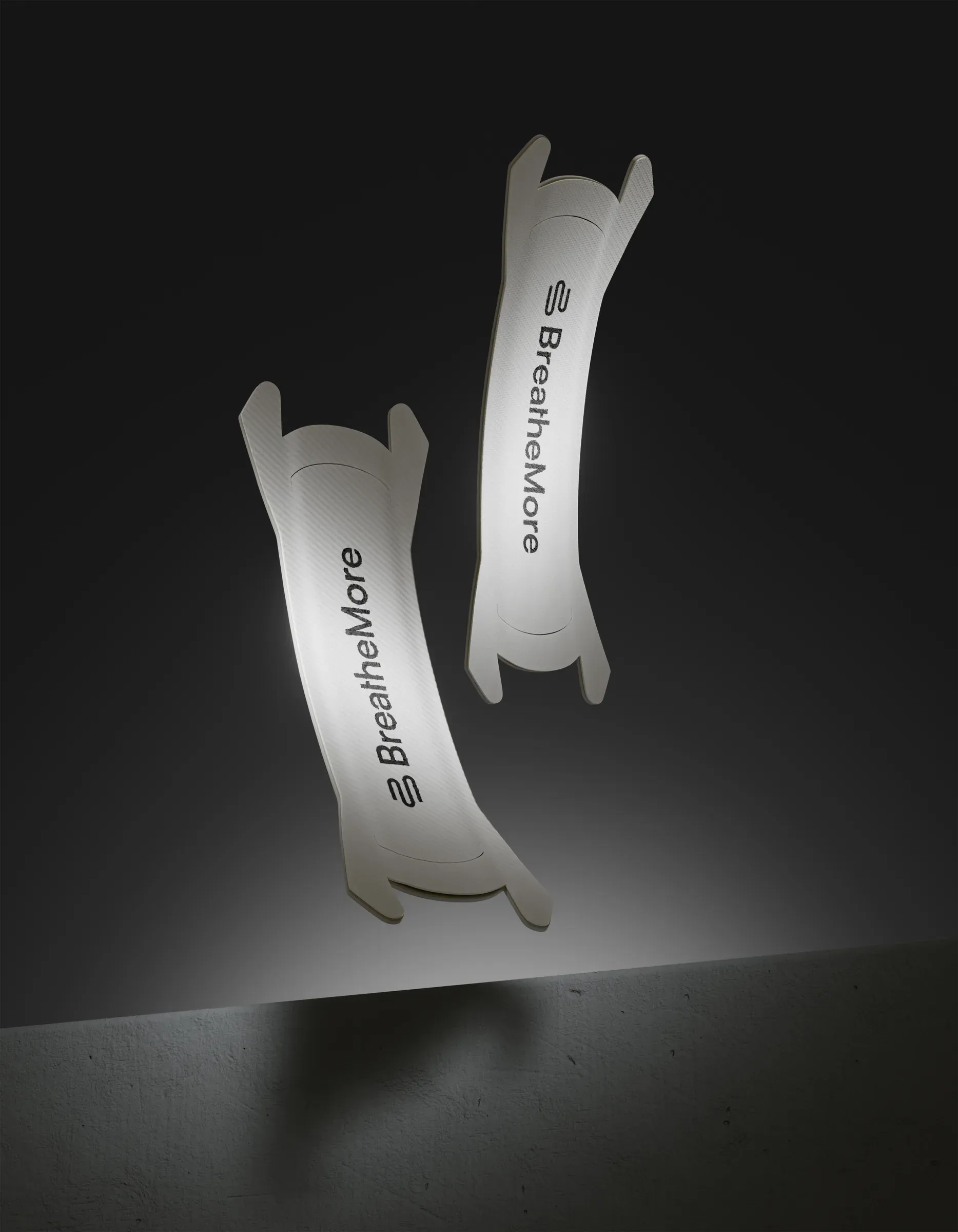 BreatheMore White Performance nasal strips, 3D product rendering